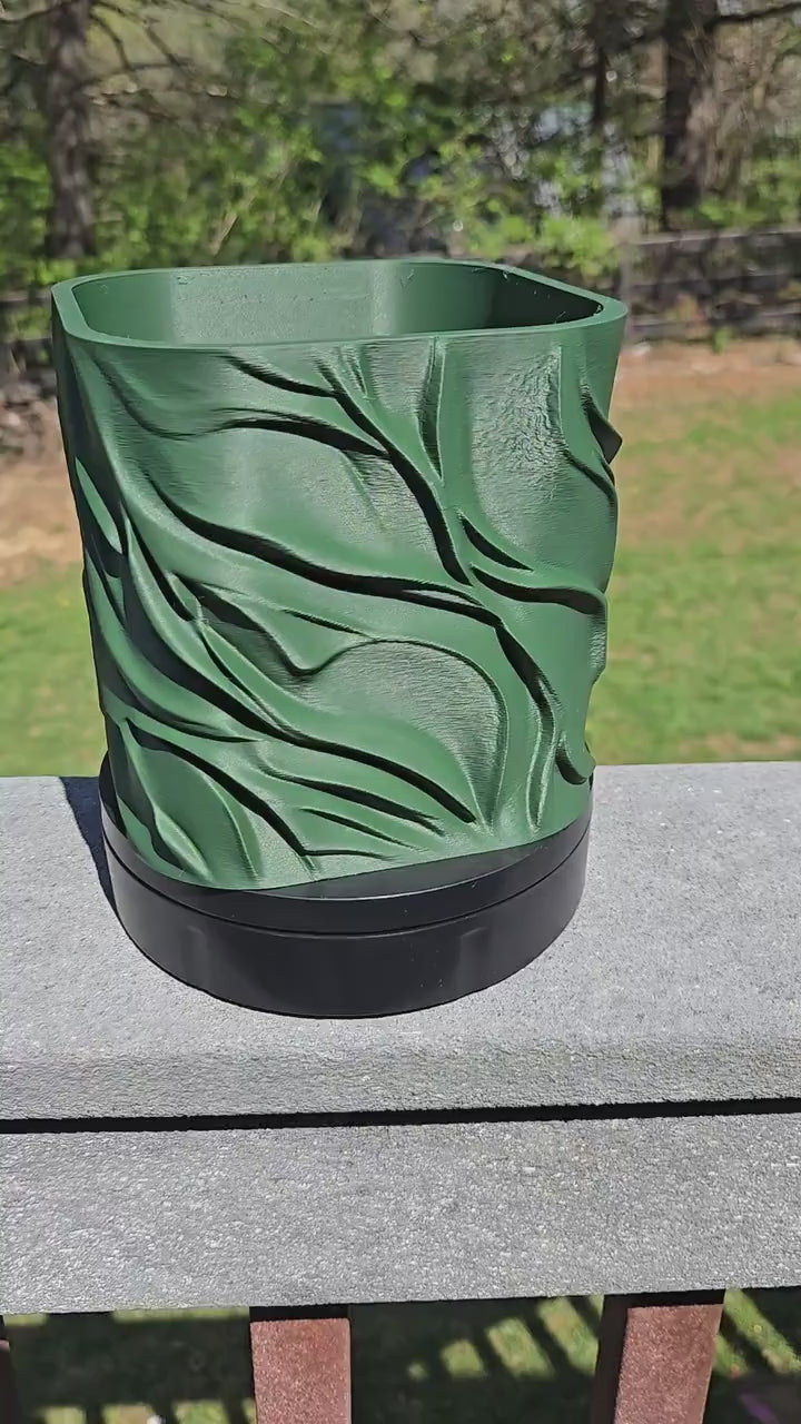 Zephyra Planter Pot