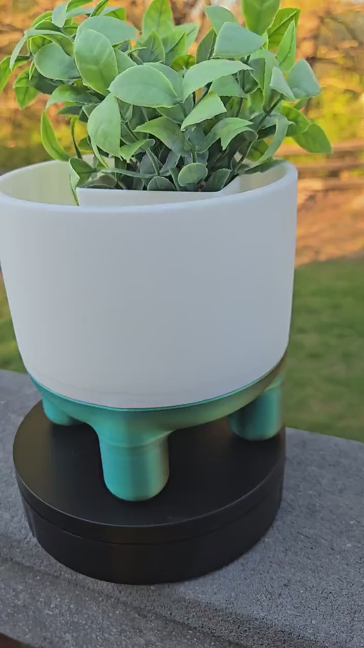 Happy "Melo" Planter with drainage