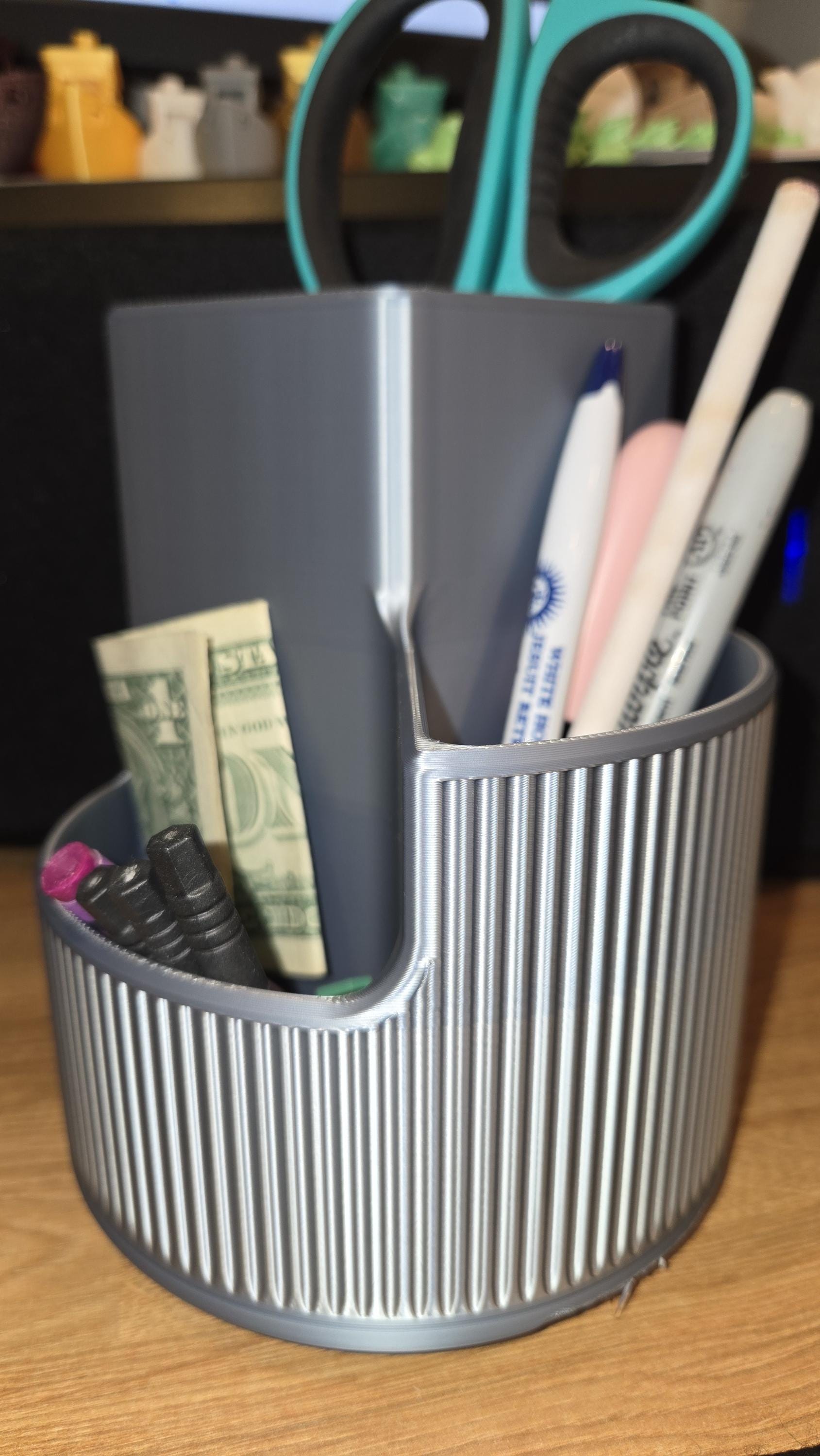 Duova Circo – Rounded Organizer for Desk or Vanity