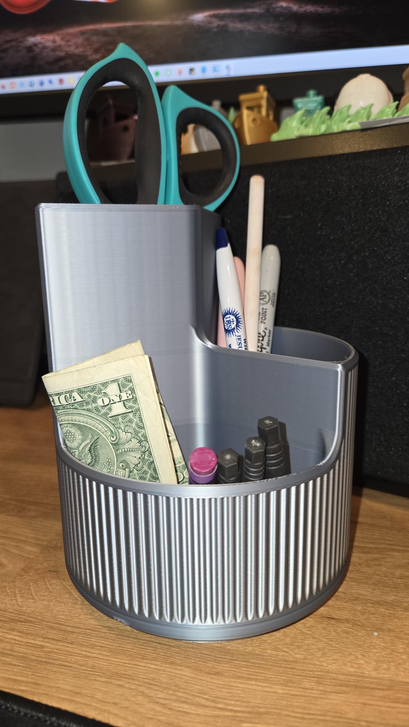 Duova Circo – Rounded Organizer for Desk or Vanity
